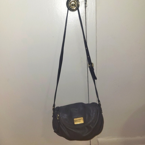 Marc By Marc Jacobs Gray Leather Shoulder Bag with Slouchy Design - Picture 5 of 16